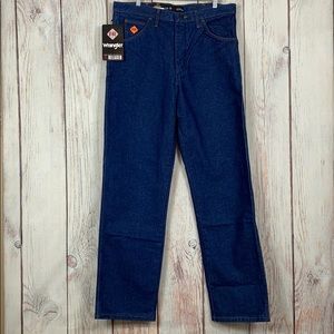Wrangler FR relaxed jeans (bundle for discounts!)